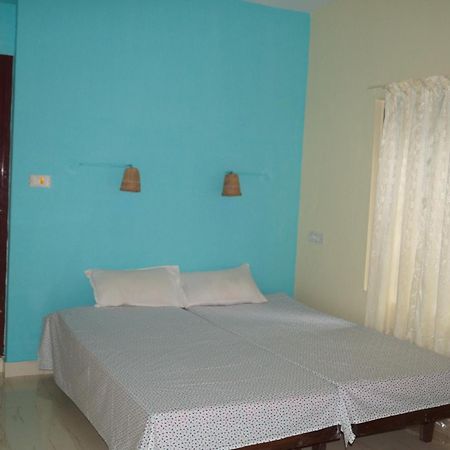 Jungleparadiso Homestay Теккади Экстерьер фото