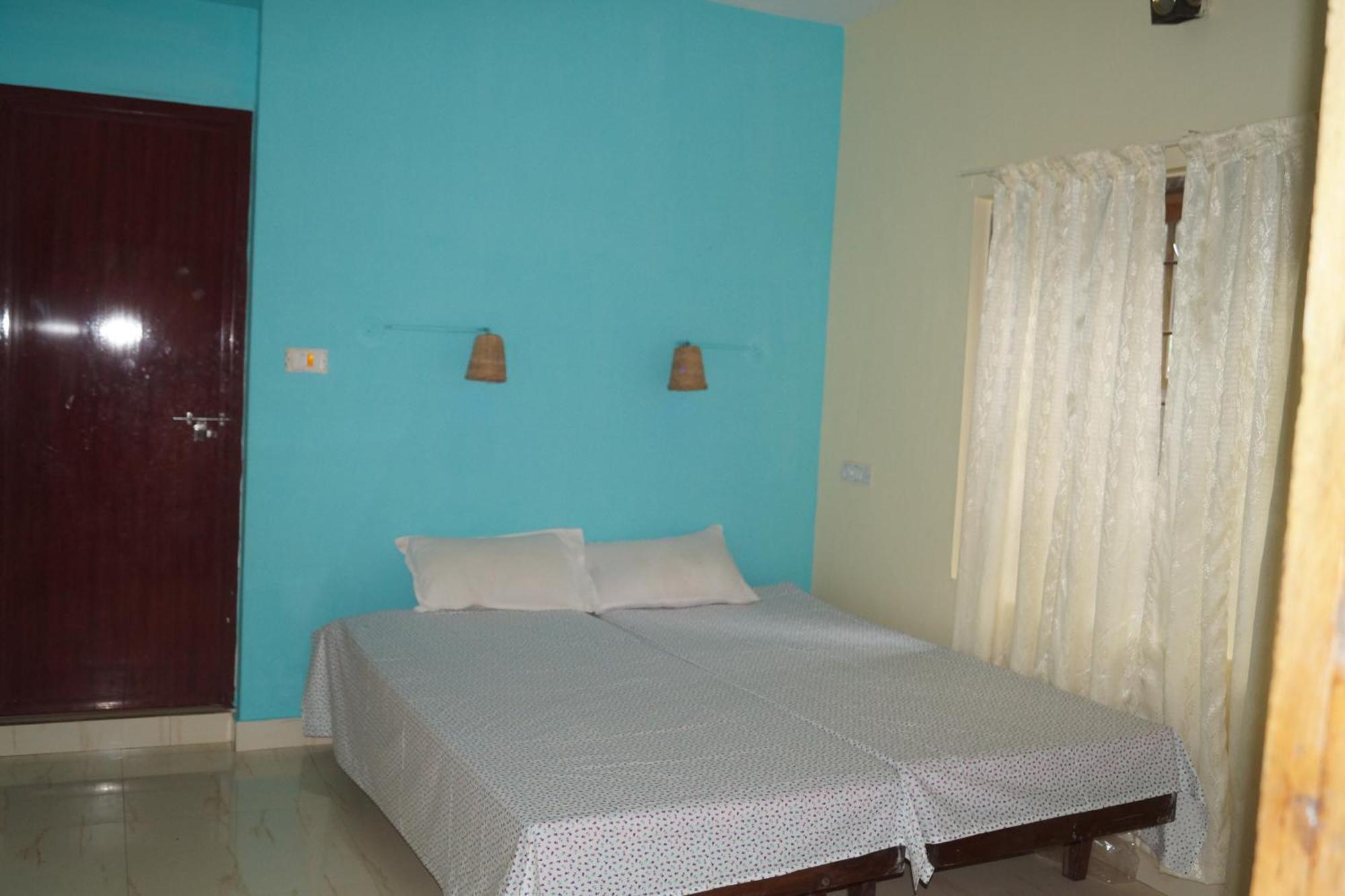 Jungleparadiso Homestay Теккади Экстерьер фото